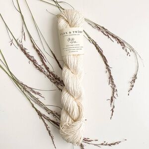 Yarn Flax and Twine Daytime Linen DK Light Worsted Weight Ivory Knit Crochet NWT